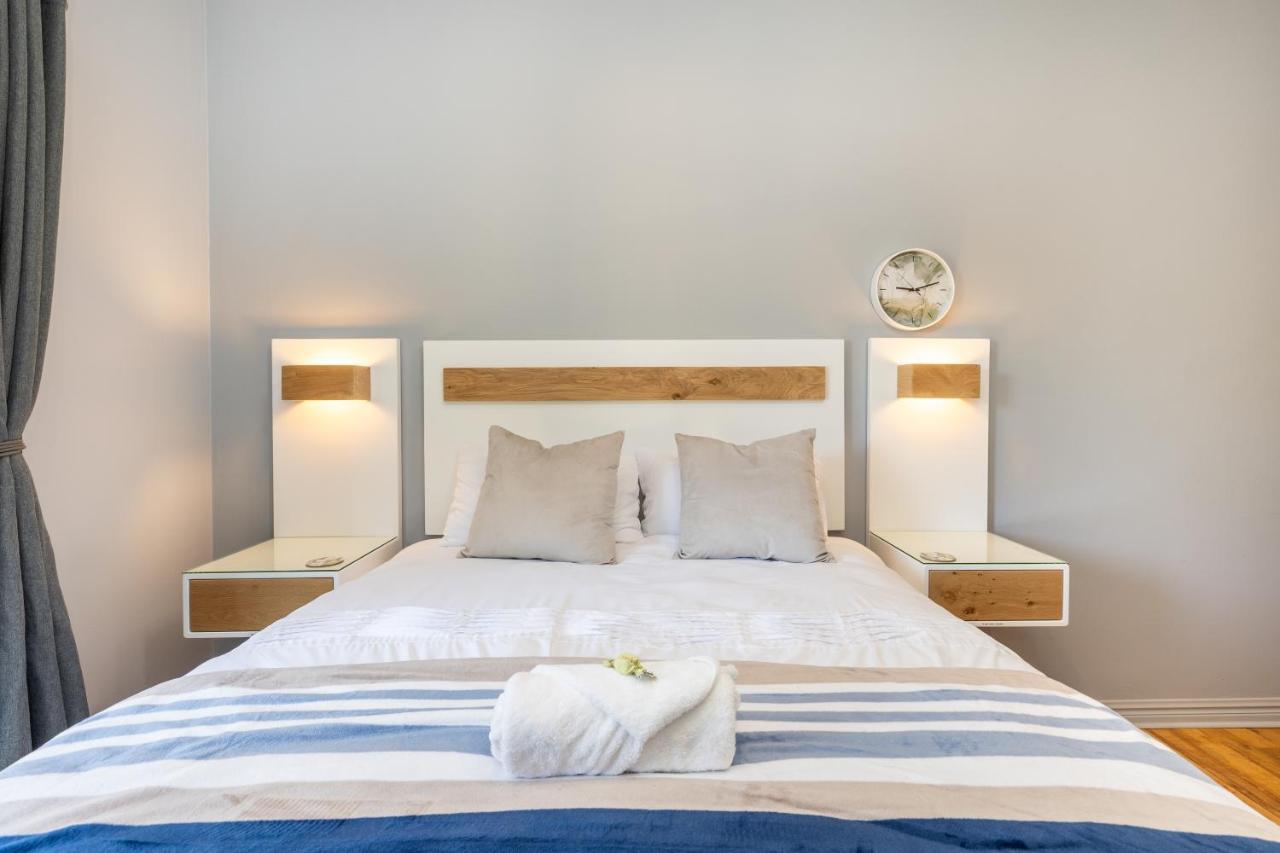Bed and Breakfast On The Hills Hillcrest Esterno foto